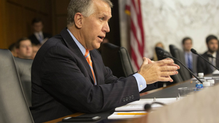 GOP Senator: Forcing Food Service Workers to Wash Hands Is Un-American